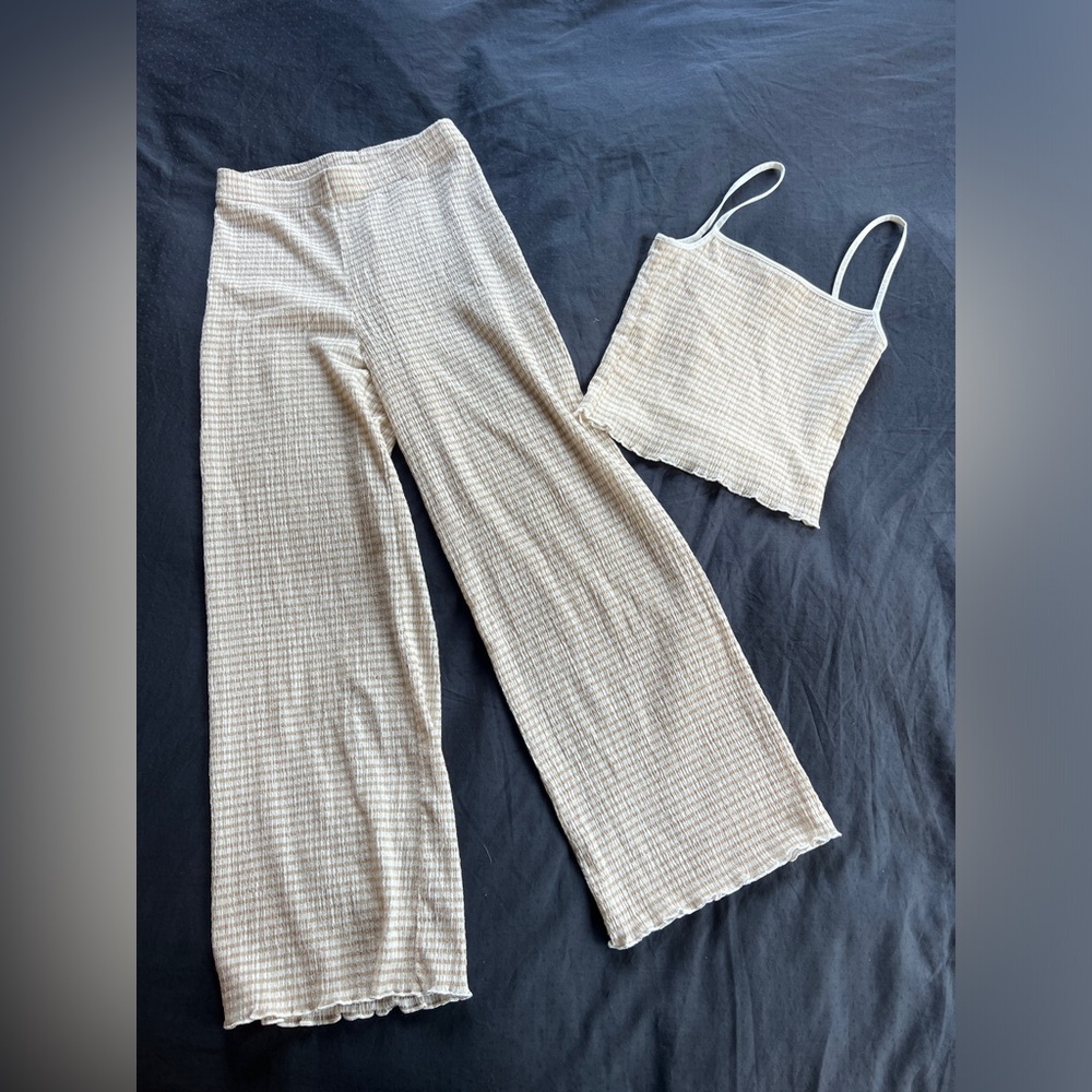 Aritzia matching pants and top set